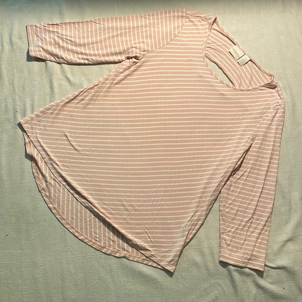 Chico’s pink&white striped 3/4 sleeve length blouse,scoop neck,size M (1)